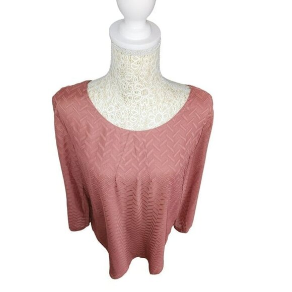 NWT ASTR the Label Dusty Rose Long Sleeve Blouse in Medium - Picture 2 of 12